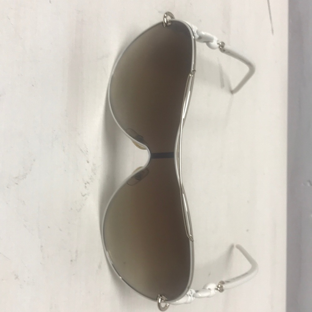 White Gucci Sunglasses